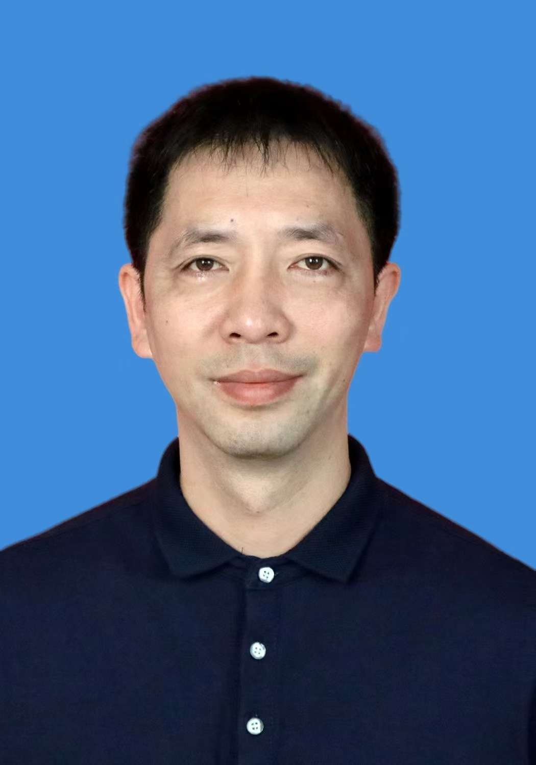 罗铁志律师